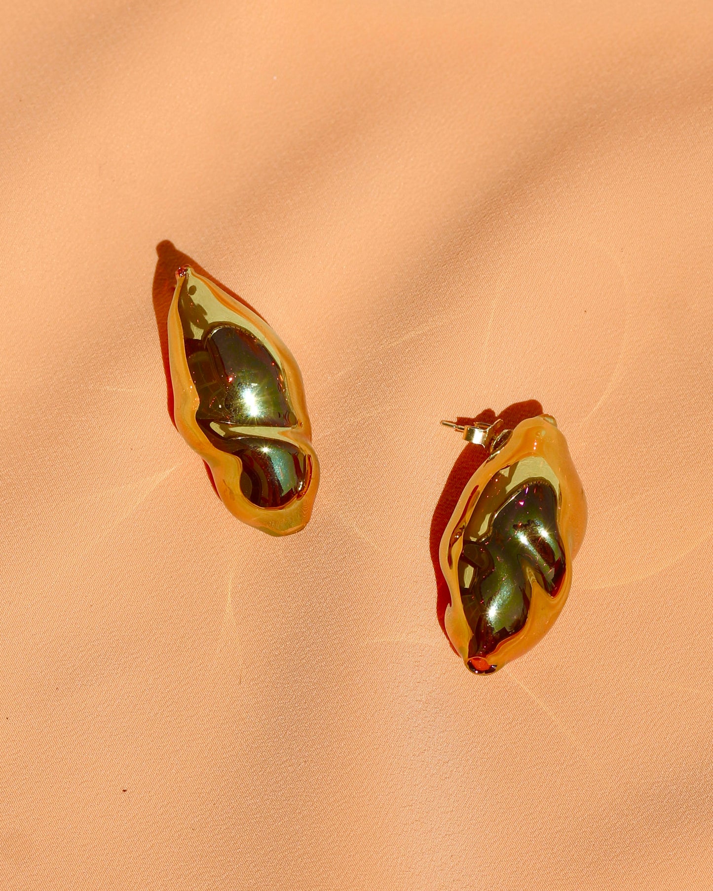 GOLD CHUNKY EARRINGS