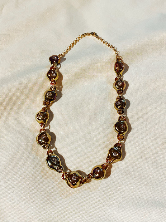 Collar Brigitte